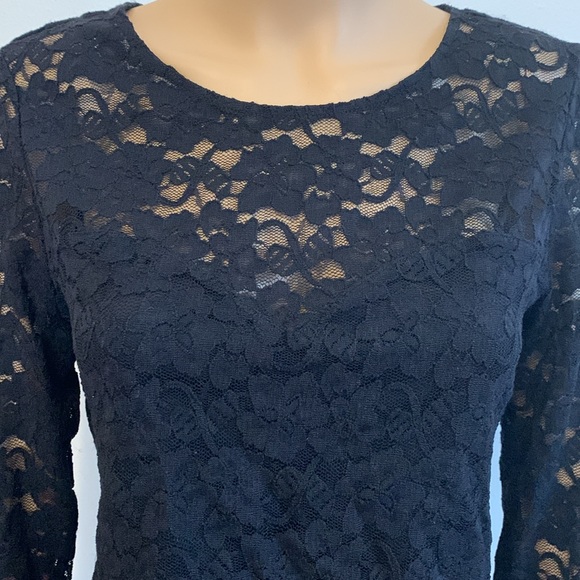 NWOT Lace Top - Picture 2 of 7